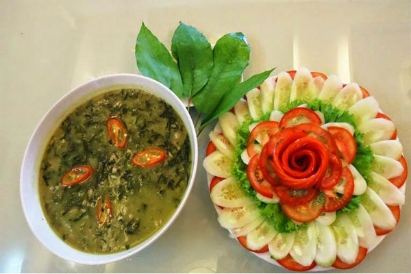 đặc sản canh tiết lá đắng lai châu