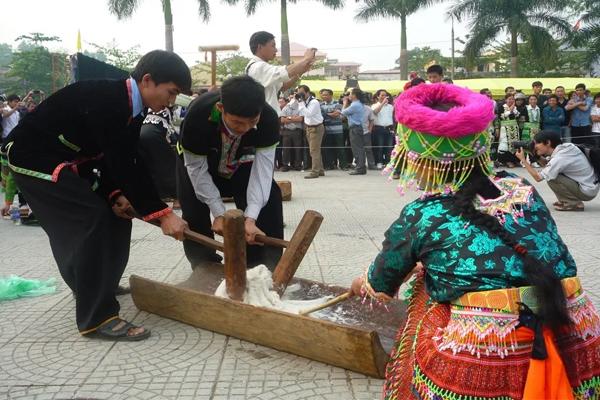 đặc sản bánh dày điện biên