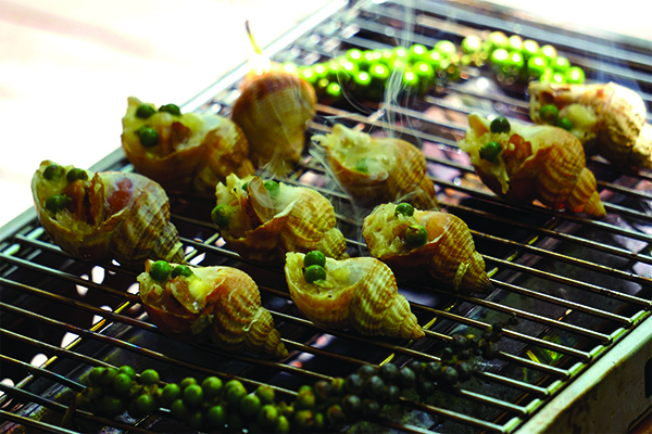 ốc bulot nướng tiêu